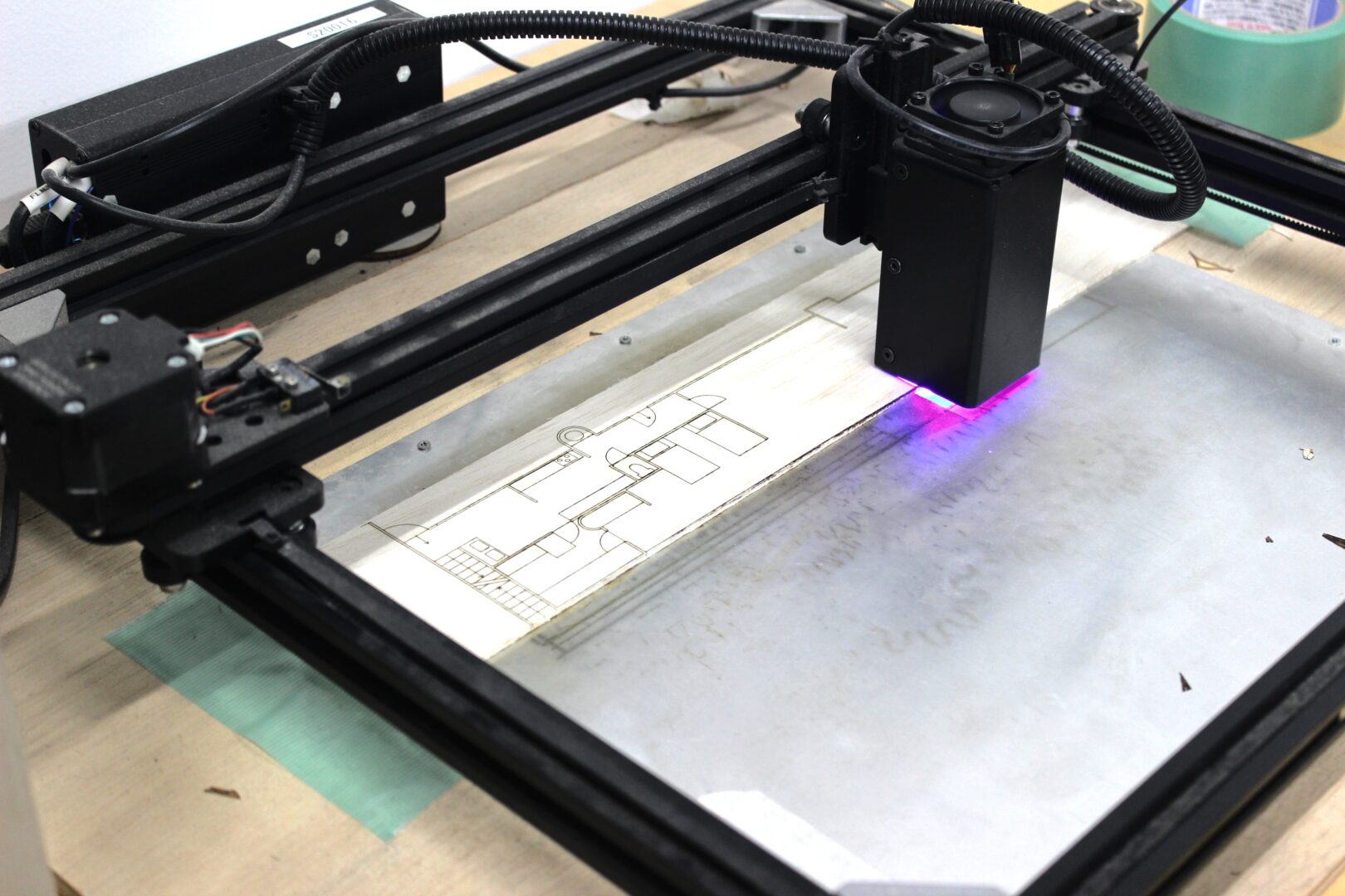 【ID】レーザーカッター 【ID】レーザーカッター.jpg